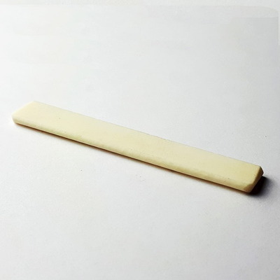 GT D002 Classical Guitar Bone Bridge Saddle - 80mm Width